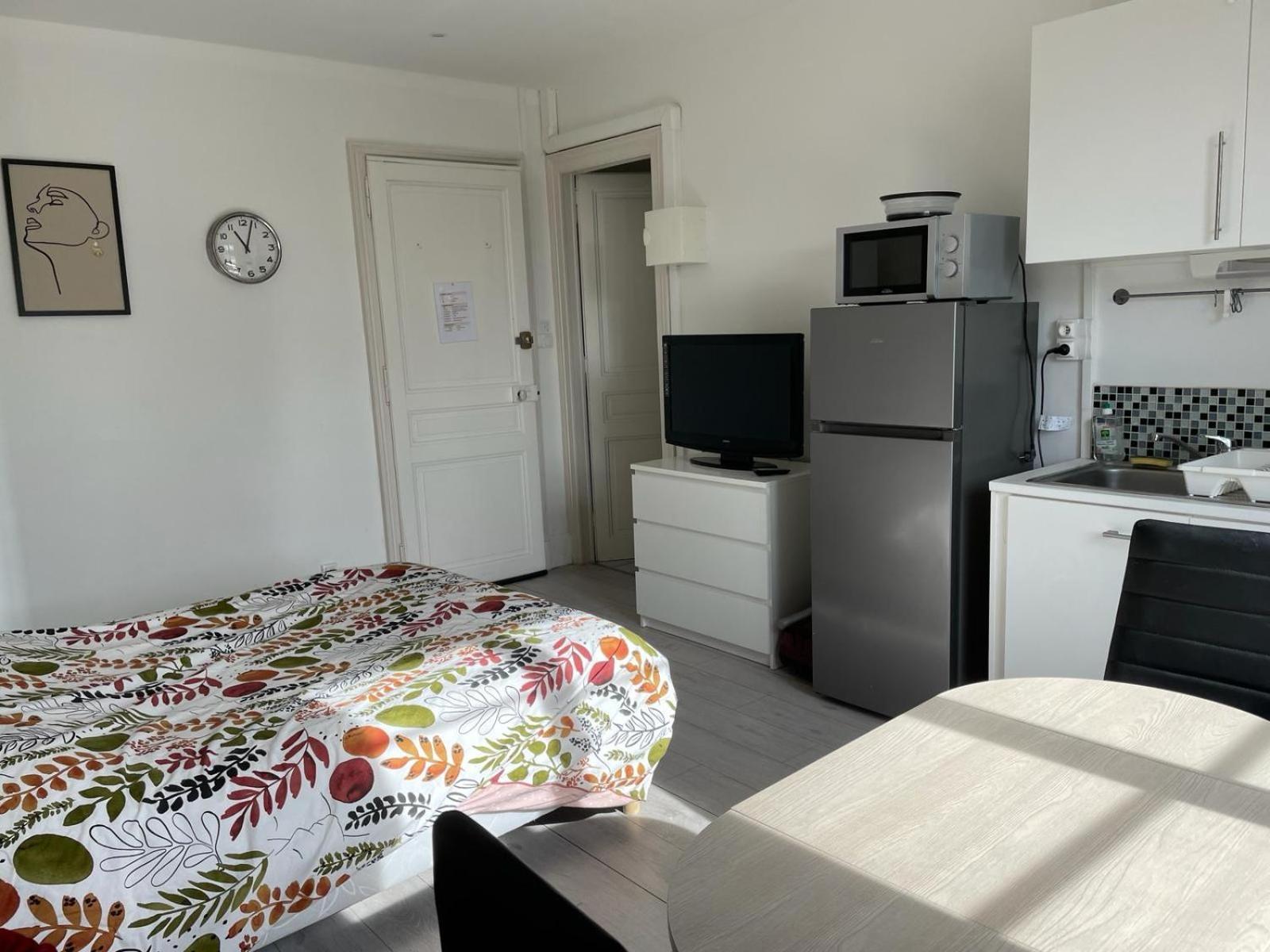 شقة Studio Meuble Et Lumineux 20M2 فيتيل المظهر الخارجي الصورة